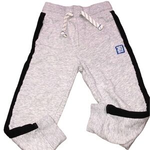 Garanimals size 4 boys grey jogger pants